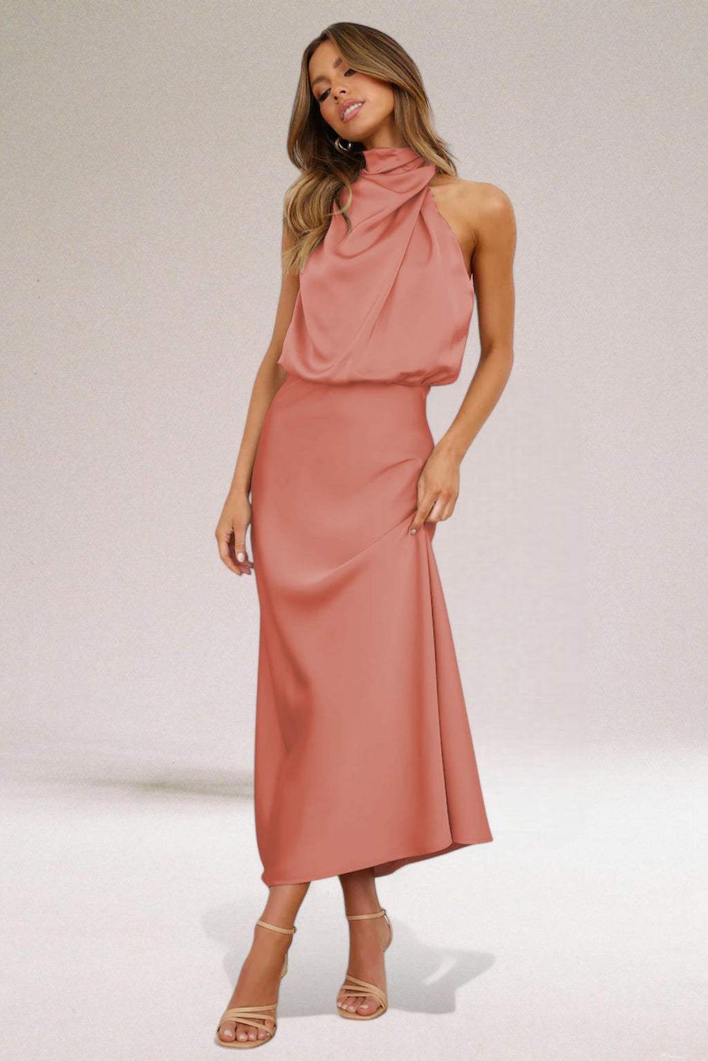 Flavia | Halter haljina od glamuroznog satena