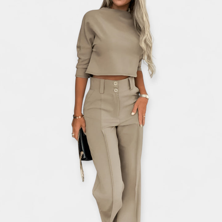 Set Crop Top i Hlače