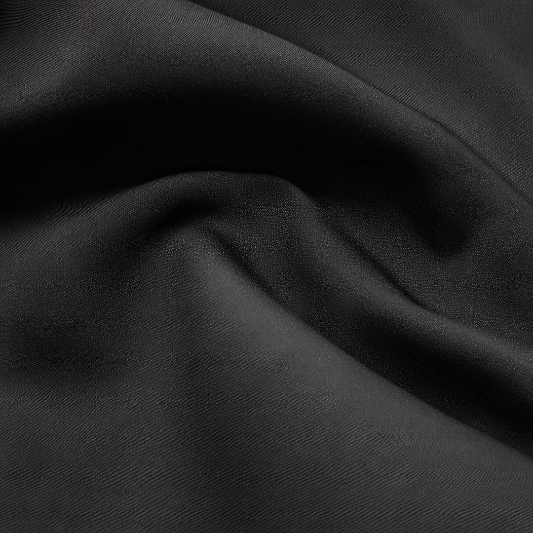 Minimalistički Elegantni Top