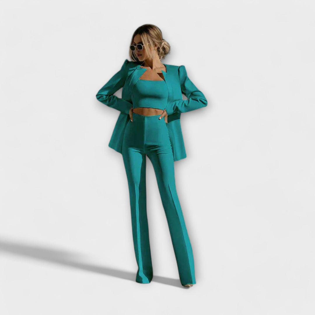 Jasmila – Elegantan Set od 3 dijela (Blazer, Top, Hlače)
